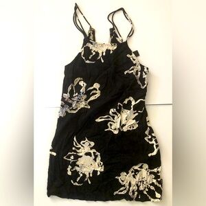 RVCA x Sage Vaughn Dress . XS . cream and white .